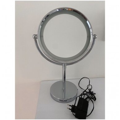 VOKIŠKI BEURER apšviečiamas kosmetinis veidrodis BS69 (BS 69)  integruotu led apšvietimu. 3
